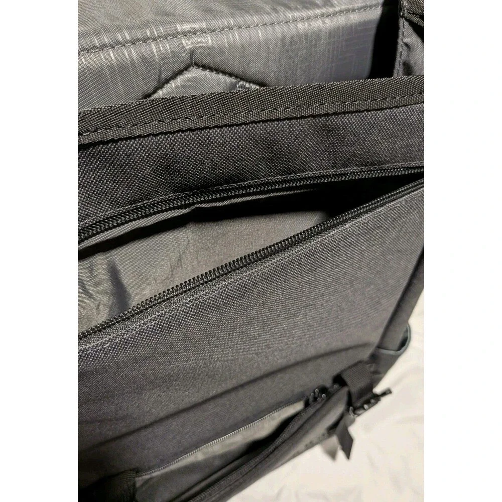 OGIO microsoft slalom